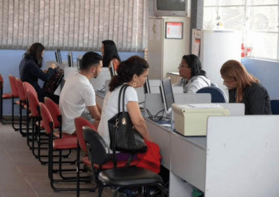 Prefeitura divulga 200 vagas de emprego para auxiliar de logística