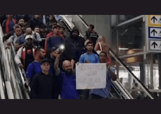 Após greve em Guarulhos, Receita estuda restringir celulares em aeroportos de todo o país