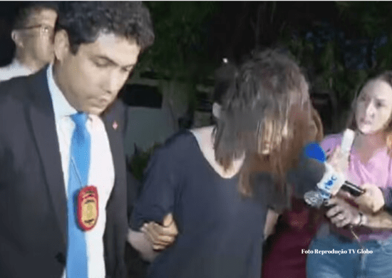 Advogada é presa por suspeita de ter envenenado e matado ex-sogro e a mãe dele