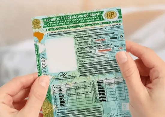 Governo de SP libera pagamentos via Pix para emissão de CNH e registro de veículo 0 Km