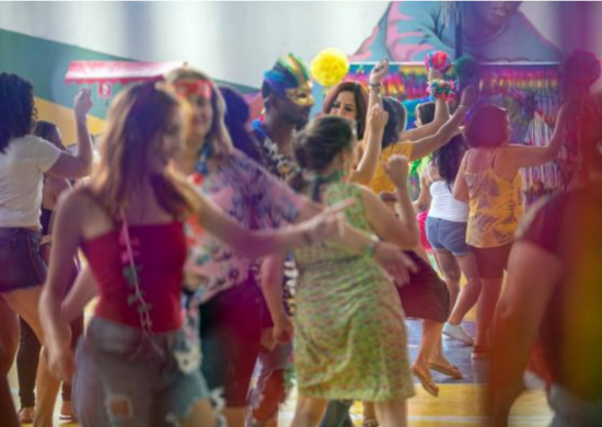 CarnaCEUs espalha a alegria do carnaval 2024 por toda a cidade