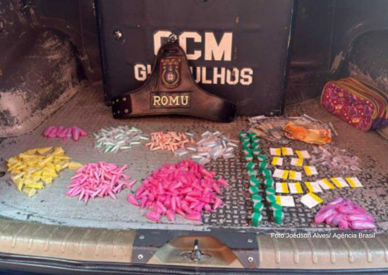 GCM prende homem por tráfico de entorpecentes e captura foragido da Justiça no Jd. Presidente Dutra