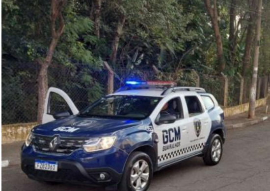 GCM prende dois acusados de praticar furtos e roubos na região do Jardim Maia
