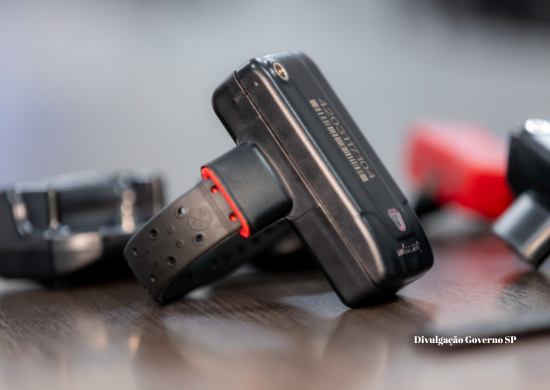 Governo de SP publica edital para compra de mil tornozeleiras eletrônicas