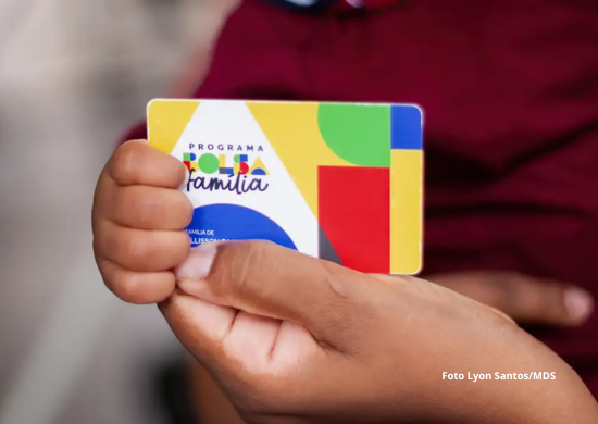 Caixa paga Bolsa Família a beneficiários com NIS de final 3
