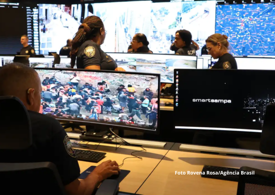 Prefeitura de SP abre central de vigilância de câmeras com reconhecimento facial