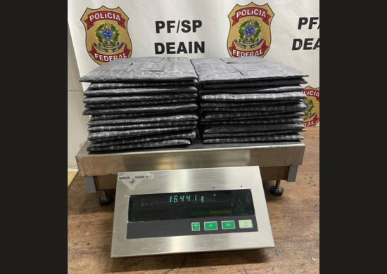 PF detém 10 pessoas por tráfico e descaminho em Guarulhos