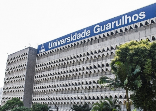 UNG comemora 54 anos com recepção festiva aos alunos