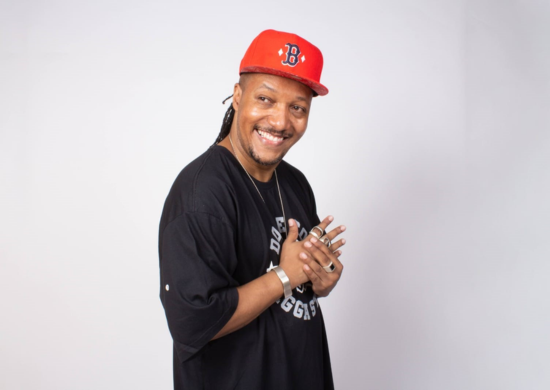 Edu Ribeiro apresenta sucessos do Reggae nacional no Sesc Guarulhos