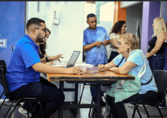 Mutirão do Procon para renegociação de dívidas mobiliza cerca de 120 pessoas