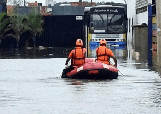 Defesa Civil de Guarulhos orienta quanto a cuidados em áreas alagadas