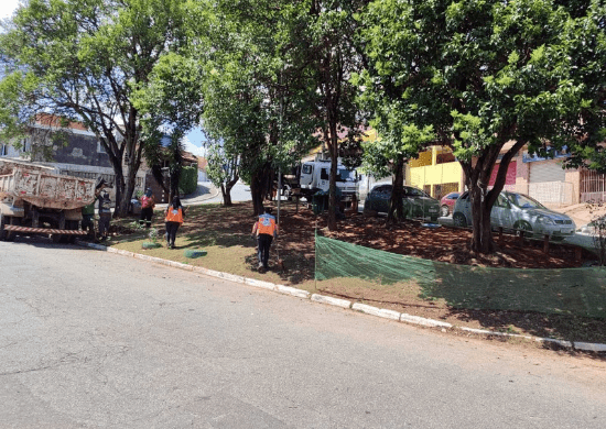 Prefeitura realiza serviços de zeladoria no Jardim Presidente Dutra e Normandia