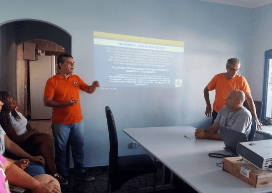 GCM apreende 577 embalagens contendo entorpecentes na Vila Bremen