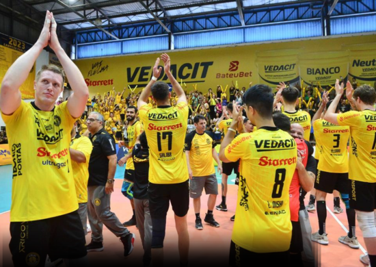 Virada emocionante! Vedacit Vôlei Guarulhos supera Viapol São José em jogo eletrizante