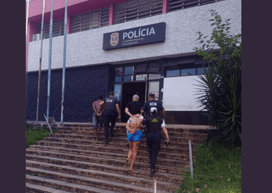 GCM prende homem por roubo a uma mulher no Jardim São João