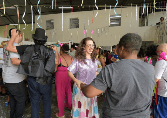 CarnaRaps leva alegria, inclusão e conscientização sobre saúde mental em Guarulhos