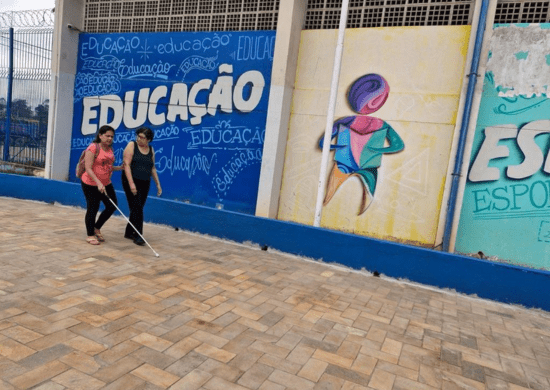 Alunos com deficiência visual da Prefeitura participam de atividades no CEU Presidente Dutra