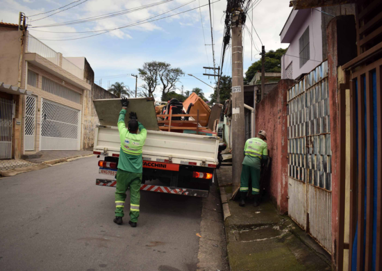 Operação Cata-Tralha atende Jardim Paraíso e mais três bairros no fim de semana