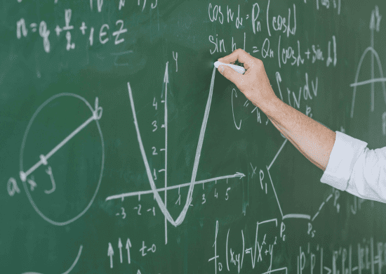 Prefeitura oferece curso preparatório de português e matemática