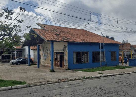 Espaço para troca de livros marca a reabertura da Biblioteca Orobó Mikail