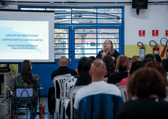Escolas municipais da região de Cumbica debatem alfabetização e letramento em encontro integrado