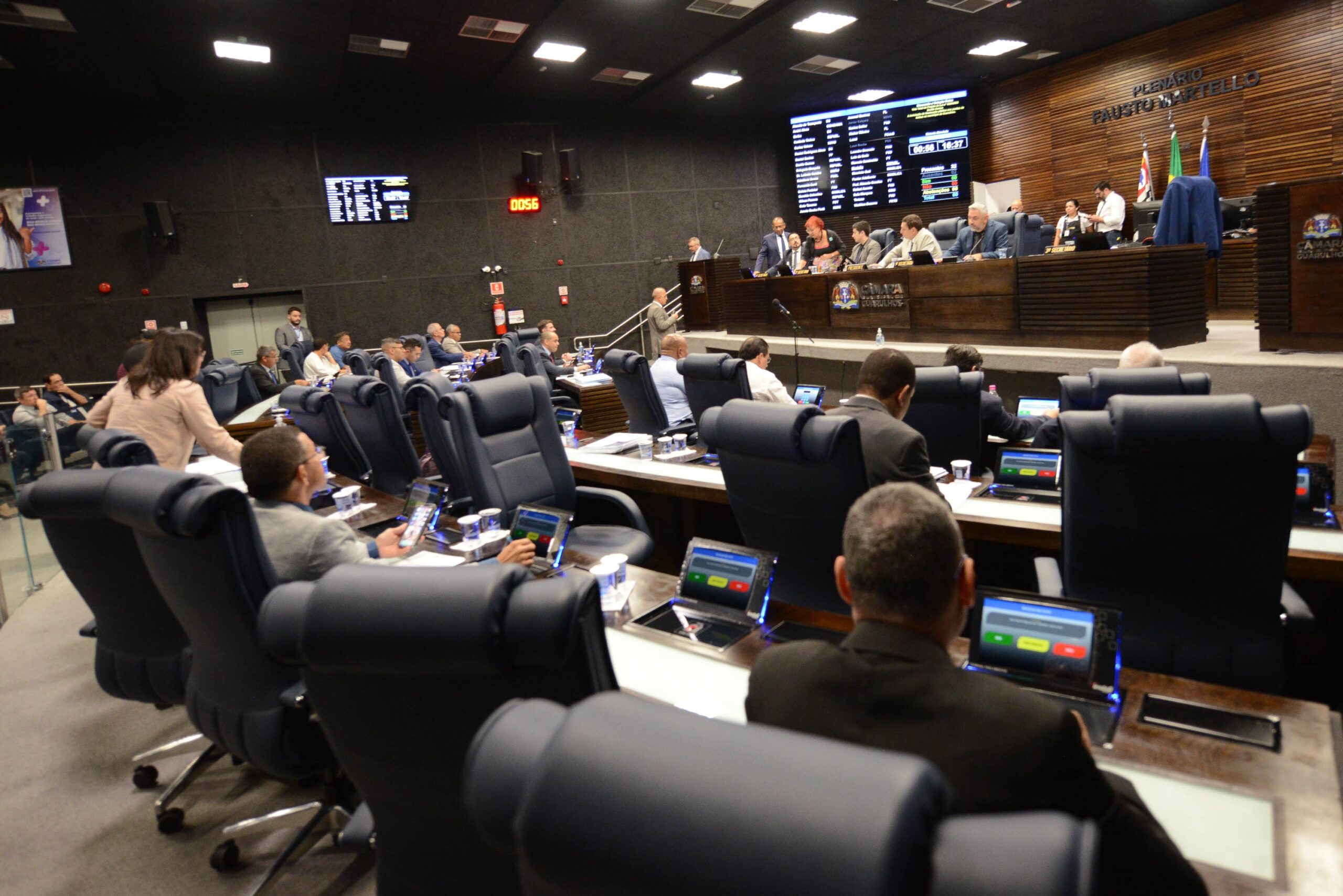 Câmara de Guarulhos realiza sessões ordinária e extraordinária na quarta-feira