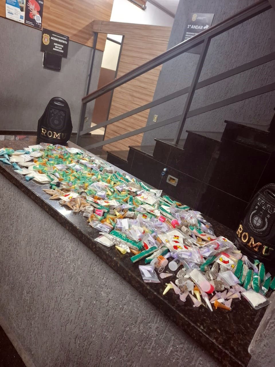 GCM prende homem com 934 embalagens de entorpecentes na Vila Izinha