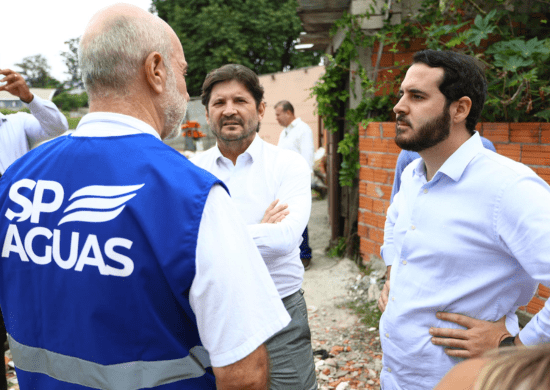 Prefeitura e Governo do Estado se unem no desassoreamento do rio Tietê para prevenção de enchentes