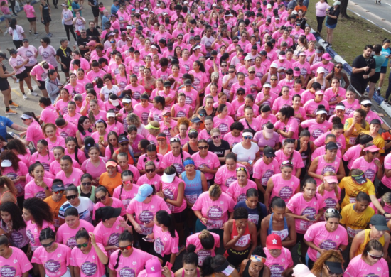 Corrida e Caminhada do Batom reúne 5 mil mulheres na região do Bosque Maia