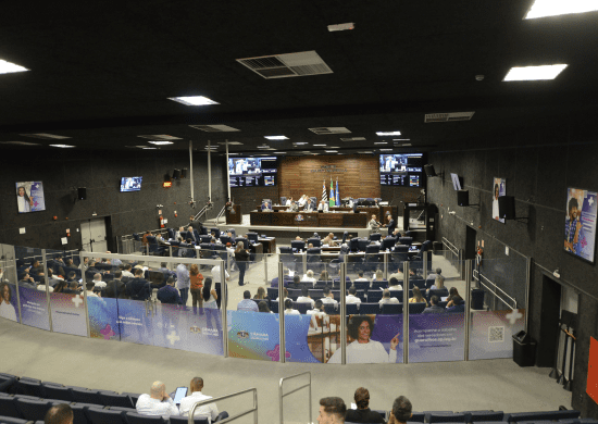 Vereadores discutem e votam quatro projetos em Sessão Ordinária da Câmara nesta quarta-feira