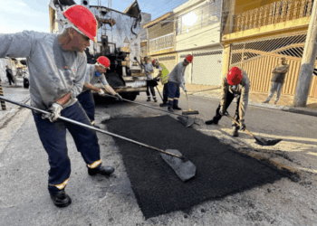 Prefeitura repara mais de 100 vias nesta semana na Operação Tapa-Buraco
