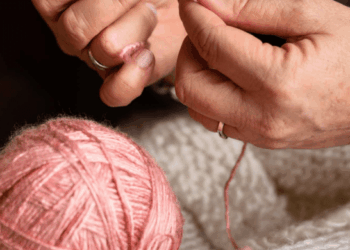 Prefeitura recebe inscrições de PCDs para oficina de crochê e tricô