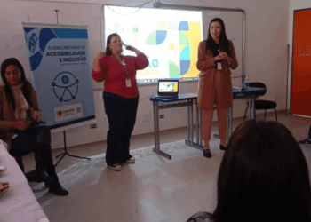 Prefeitura realiza palestra sobre inclusão de PCDs com pais e alunos no Recreio São Jorge