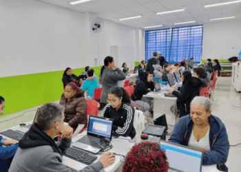 Mutirão de Benefícios no CEU Ponte Alta atende mais de 100 famílias em Guarulhos