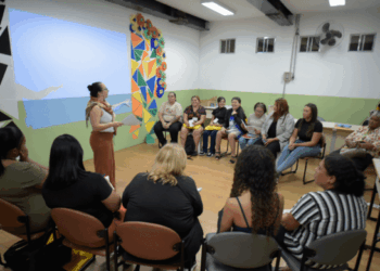 Espaço Clara Maria do CEU Pimentas realiza formação sobre o mercado de trabalho