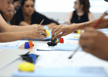 Prefeitura recebe inscrições de surdos para oficina de pintura