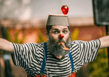 Fracalanza recebe espetáculos gratuitos do projeto Teatro nos Parques