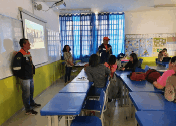 Defesa Civil de Guarulhos ganha destaque nacional por projeto de prevenção em escolas e UBSs