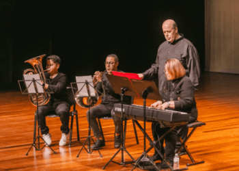 Apresentações musicais mostram resultado dos cursos oferecidos no Adamastor e no Cemear
