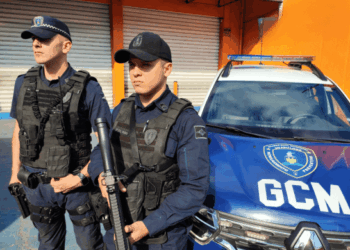 GCM prende homem por roubo em ônibus intermunicipal na Via Dutra