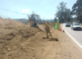 Prefeitura realiza roçagem de mato alto na estrada Guarulhos-Nazaré