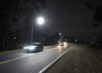 Estrada Guarulhos-Nazaré recebe 77 novos pontos de iluminação