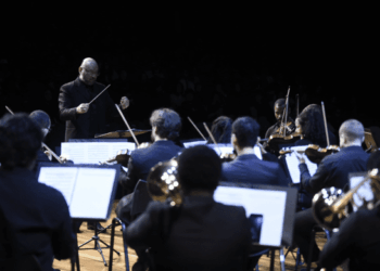 Cerimônia com atrações musicais marca abertura da Feira do Estudante 2025 de Guarulhos