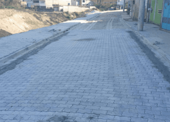 Prefeitura de Guarulhos implanta piso intertravado em rua no Jardim Mediterrâneo