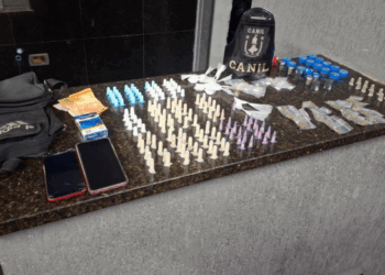 GCM de Guarulhos prende três traficantes, apreende adolescente e recolhe 3 kg de drogas