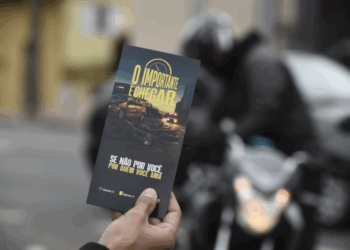 Motociclistas participam de ação educativa da Semana Nacional do Trânsito