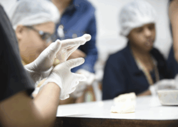Oficina de culinária com jovens celebra o Setembro Amarelo