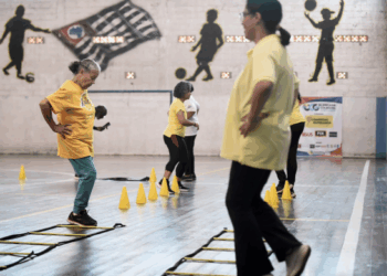 Aulão na UBS Paraventi contribui par a saúde mental e envelhecimento ativo