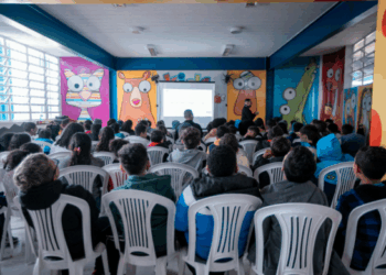 EPG Cesar Lattes recebe projeto que incentiva práticas de consumo consciente