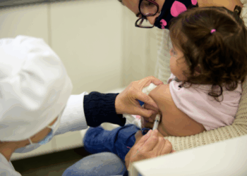 Saúde Toda Hora abre quatro UBS no sábado e reforça vacinação contra a poliomielite